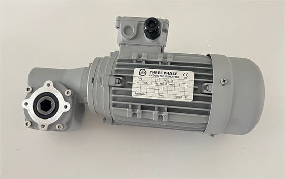 艾思捷生產(chǎn)輸送設(shè)備上用的小型蝸輪蝸桿減速機 小型減速機.jpg